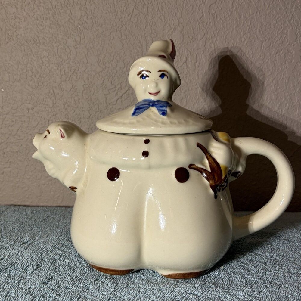 Kitsch Teapot Tom Piper’s Son & Pig Stamped Kitsch Anthropomorphic 1940 Ceramic